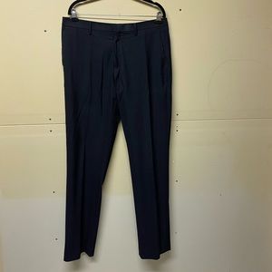 2/$75💥- PANTS | Men’s Uniqlo pants size 34x34